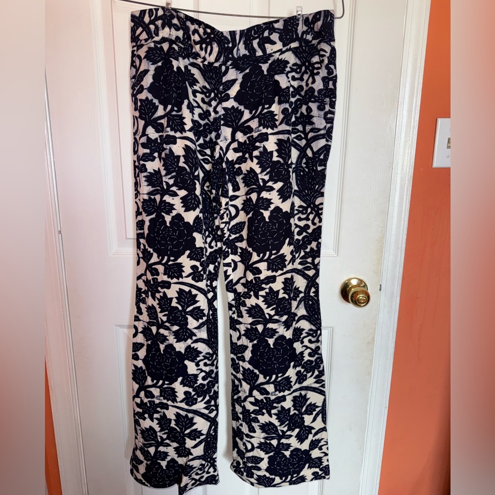 LOFT Navy Blue & White Wide Leg Pants